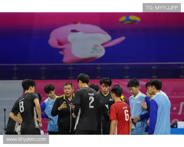 重庆排球队排球战术创新高引领全国潮流展现新风貌