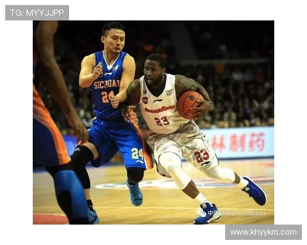 CBA季后赛精彩对决广东队迎战新疆队直播盛况全记录