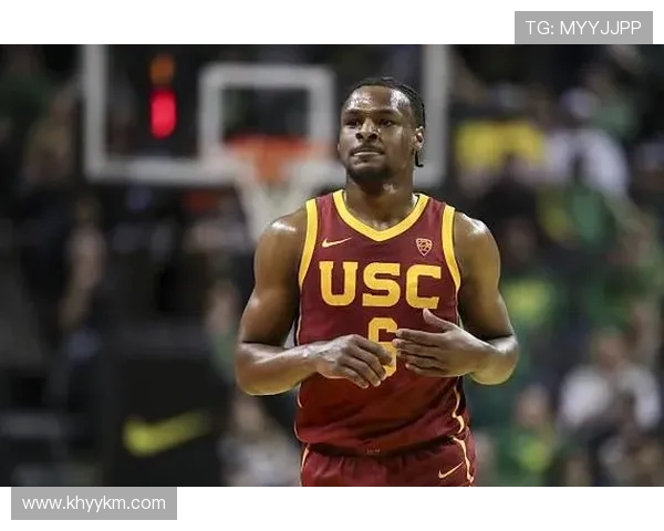 詹姆斯父子同台将成现实布朗尼正式宣布参加NBA选秀