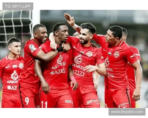 迪拜国民与利雅得新月的巅峰对决展现阿拉伯足球的魅力与激情 迪拜国民与利雅得新月的巅峰对决展现阿拉伯足球的魅力与激情