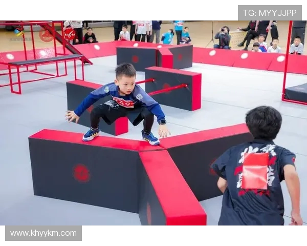 成都极限运动队与北京极限运动队赛后分析力量对决的精彩瞬间